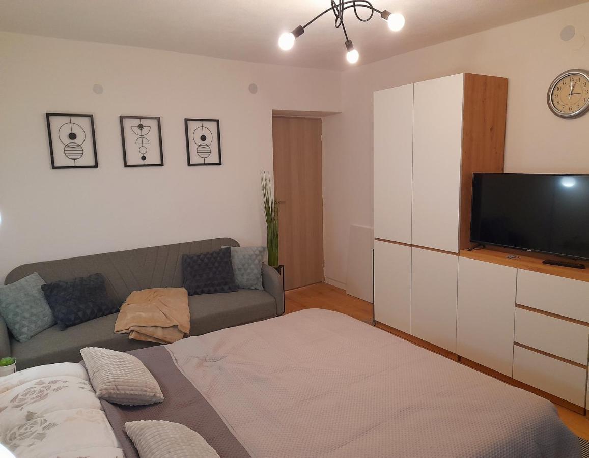 Apartman Sunny Lika Διαμέρισμα Gospić Εξωτερικό φωτογραφία